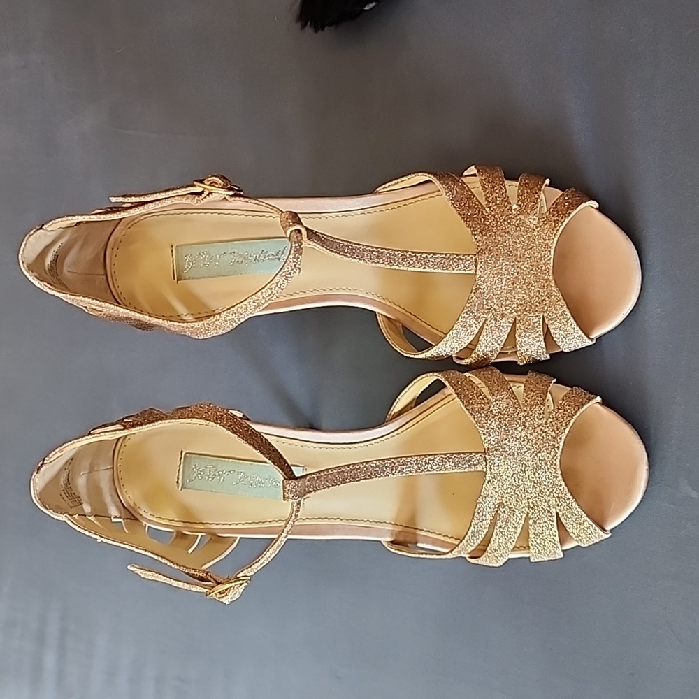 Blue by Betsey Johnson Rose Gold Glitter T-Strap Sandals